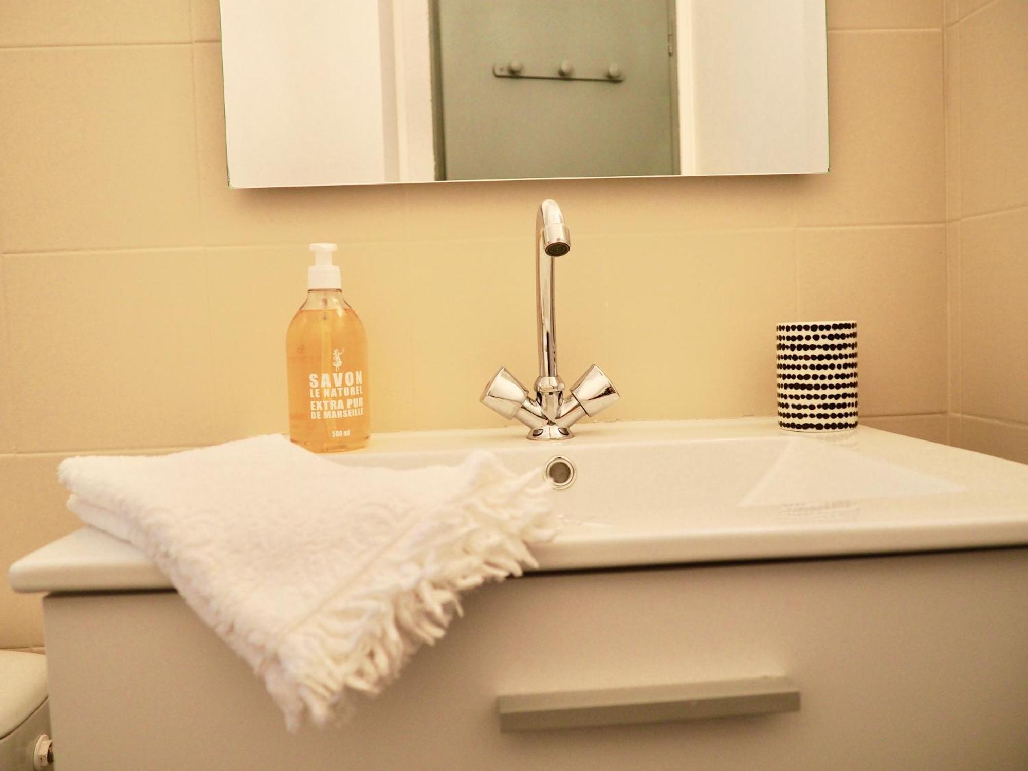 Apartment Proche De Liberation Avec Balcon Ensoleille Nizza