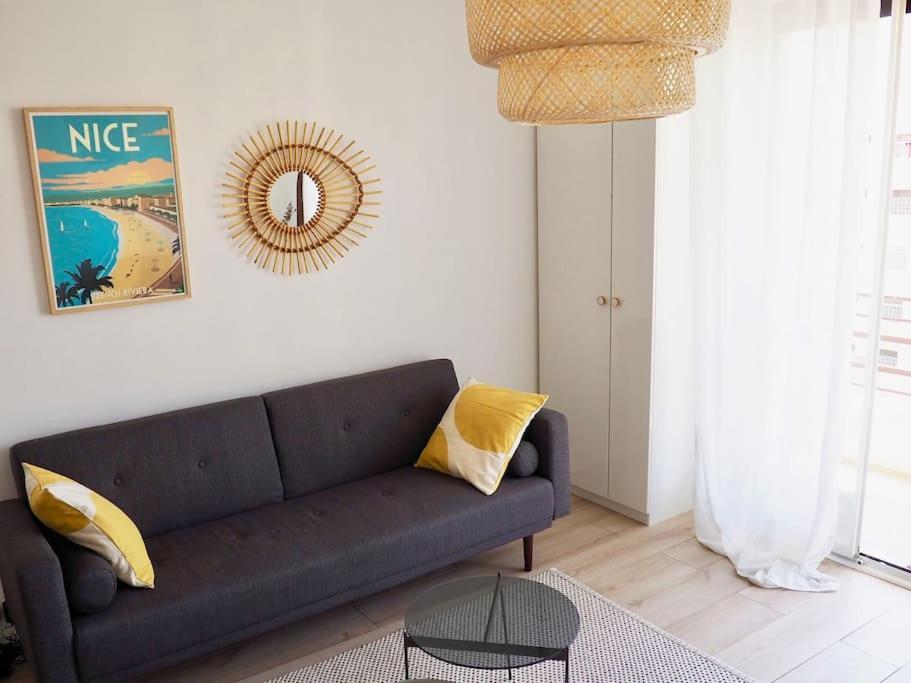 Apartment Proche De Liberation Avec Balcon Ensoleille